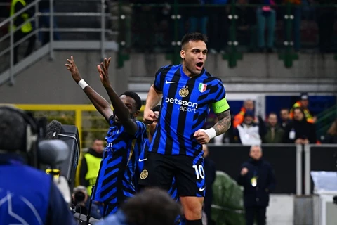 توتر في غرفة ملابس إنتر.. كيفو يتدخل لحل نزاع القائد وتشالهانوغلو